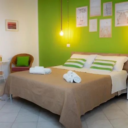 La Casa Al Mare Di Manu Holiday home Lendinuso